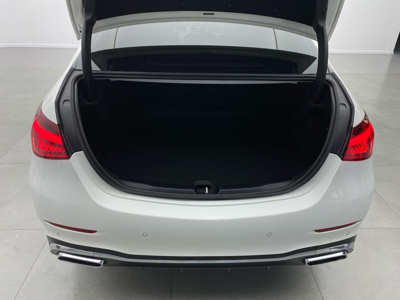 Mercedes-Benz C 260 L 2024