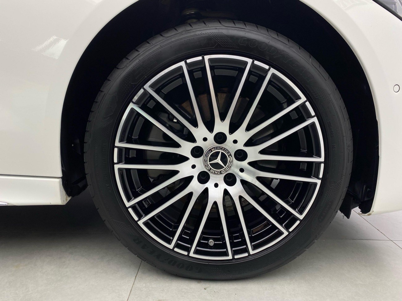 Mercedes-Benz C 260 L 2024