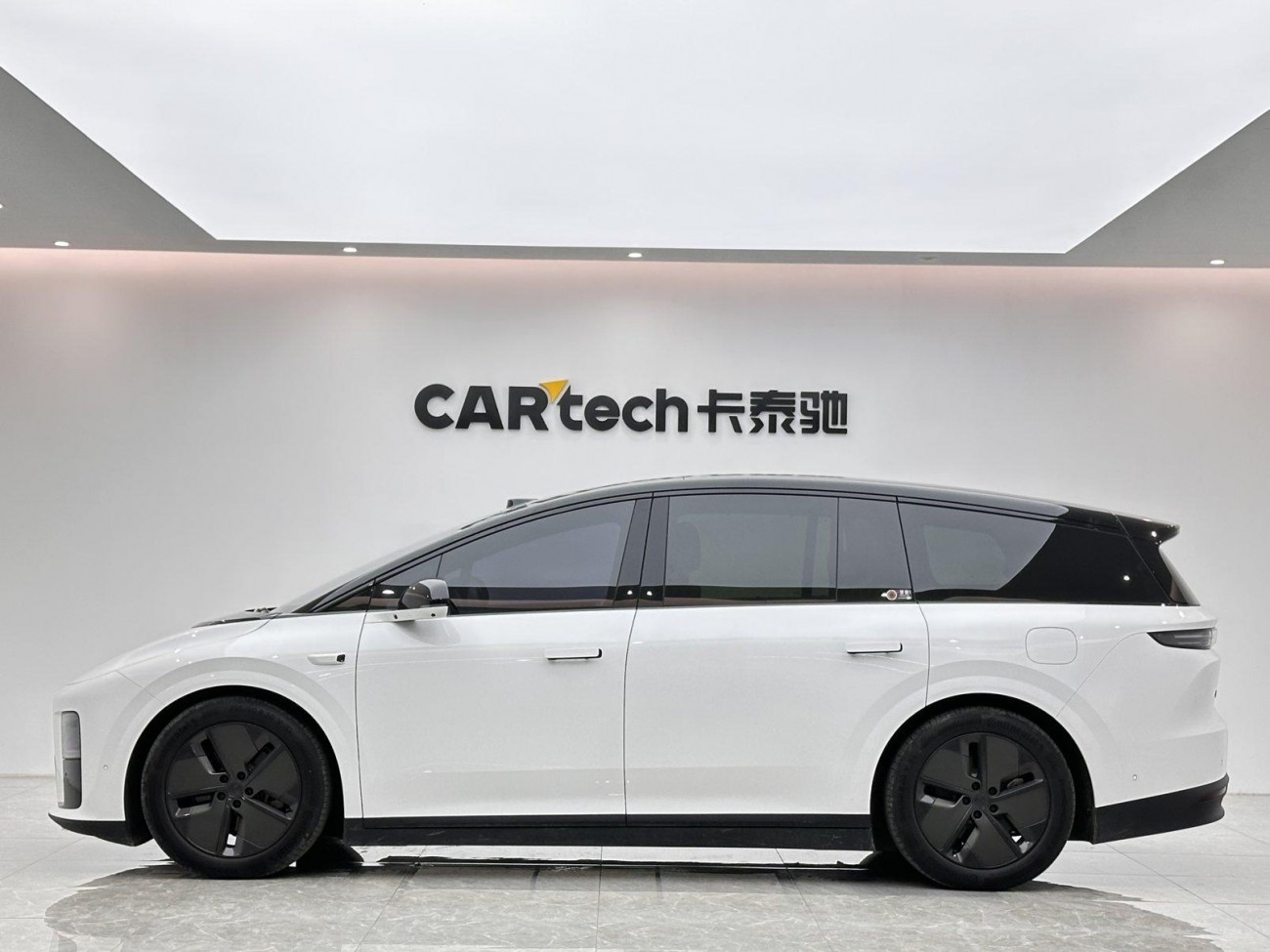 Li Auto i8 2026