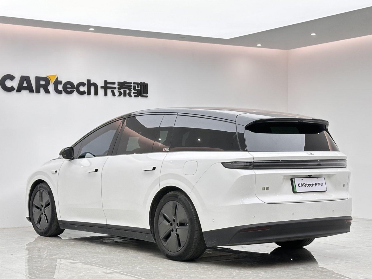 Li Auto i8 2026