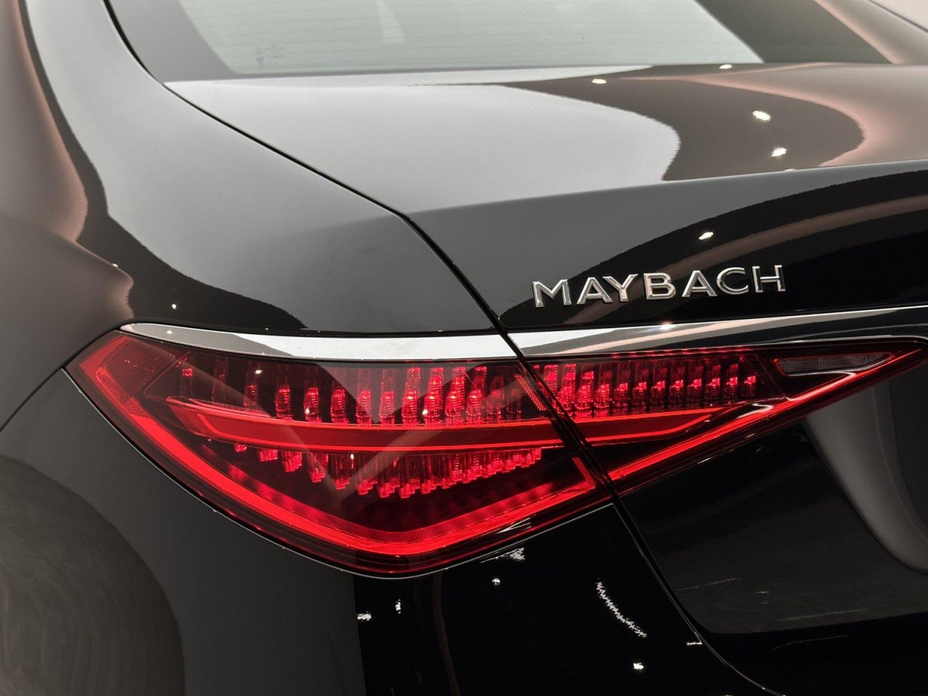 Mercedes-Benz S 480 4MATIC 2025