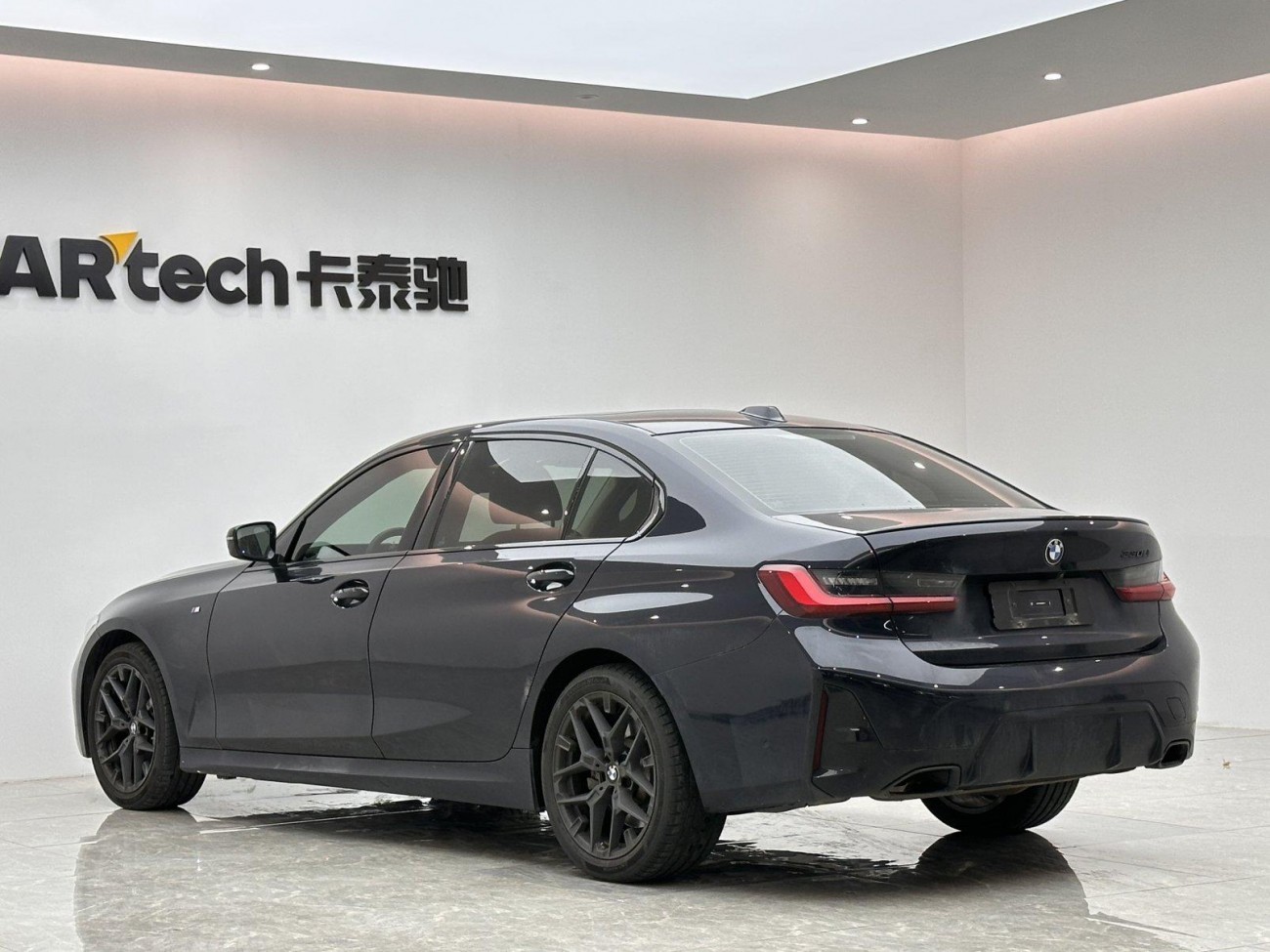 BMW 330Li 2025