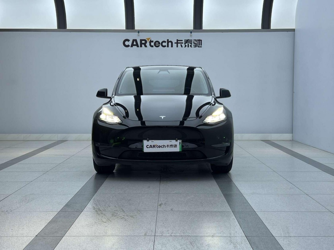 Tesla Model Y 2021
