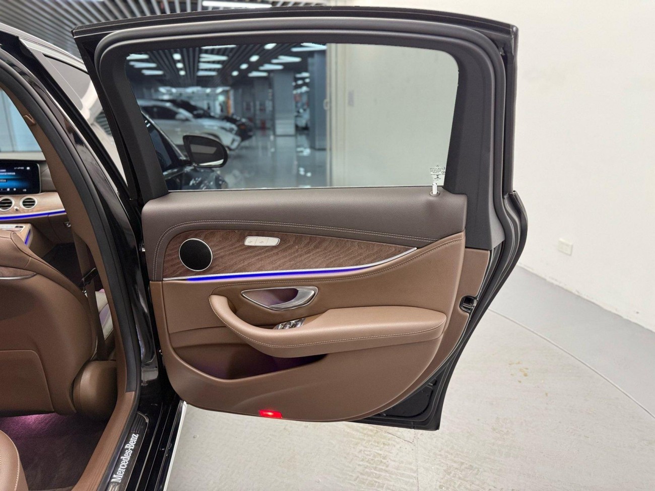 Mercedes-Benz E 260 L 2023