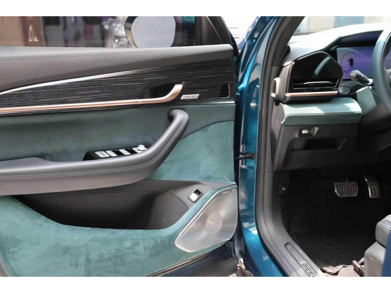 Geely Xingyue L 2022