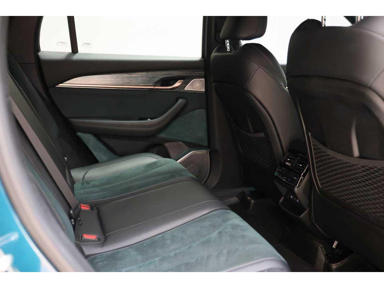 Geely Xingyue L 2022