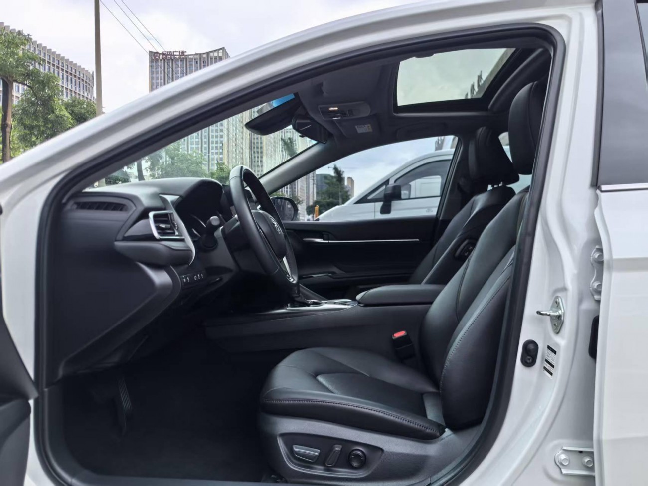 Toyota Camry 2024