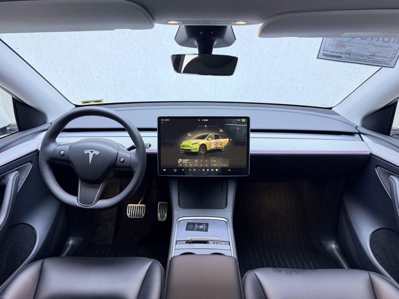 Tesla Model Y 2024
