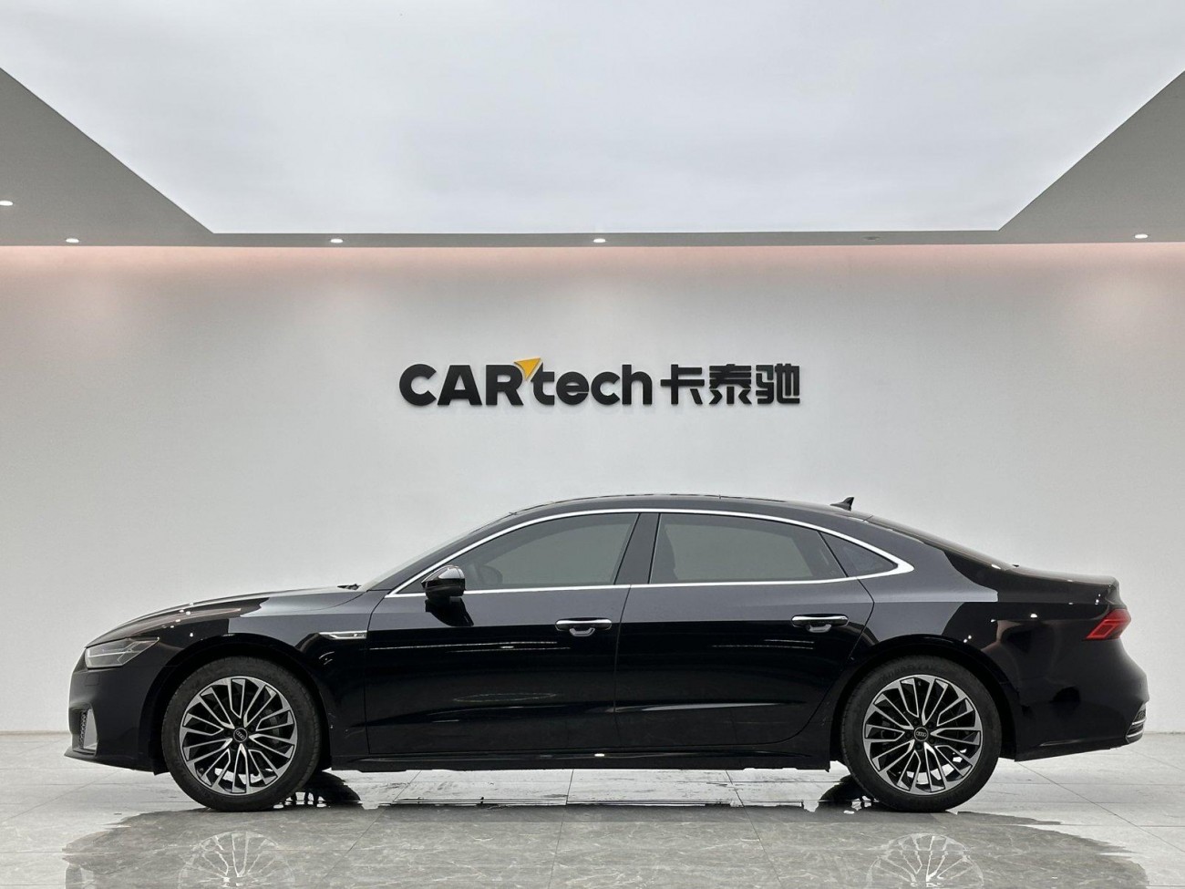 Audi A7L 45 TFSI 2024