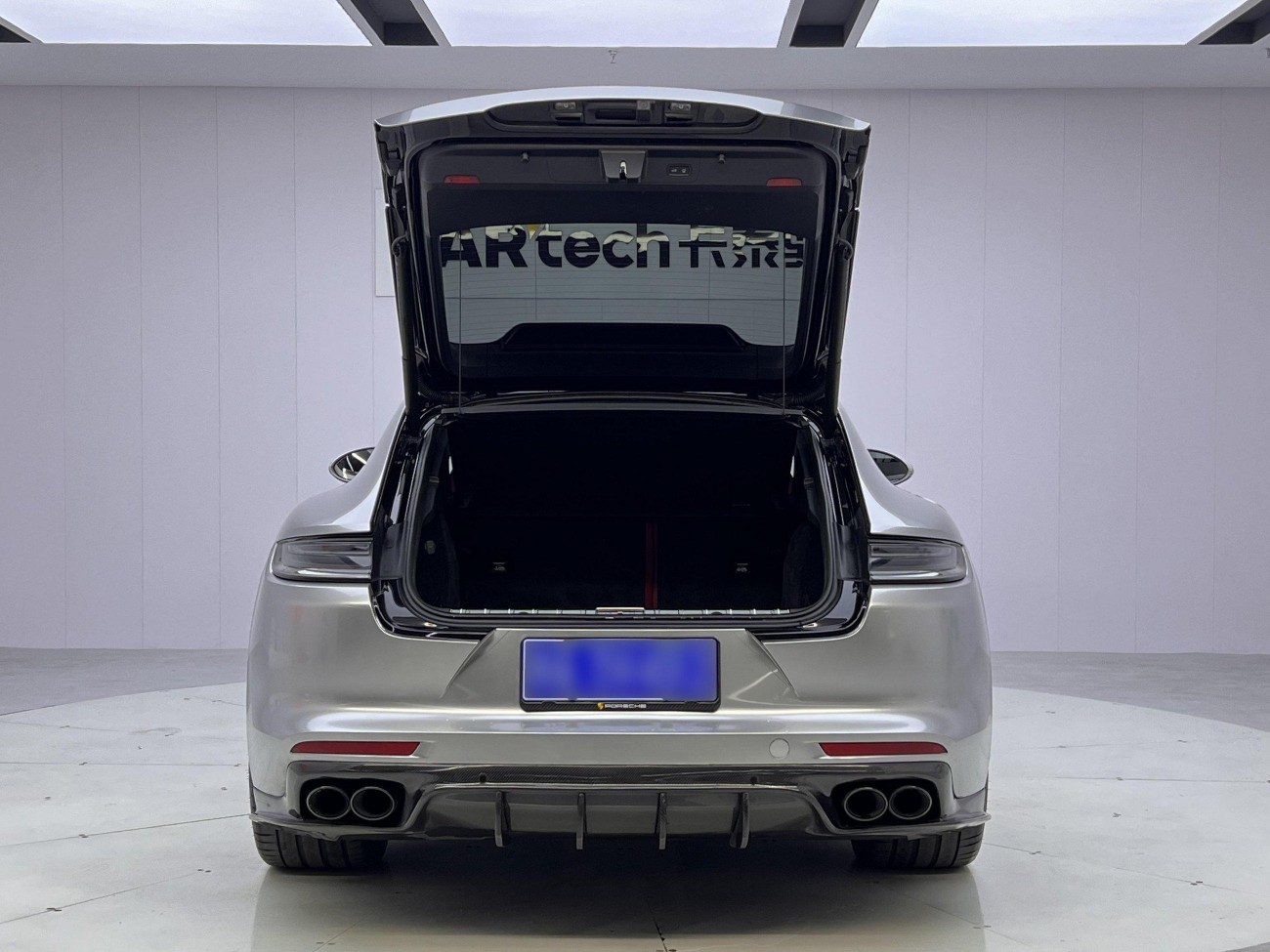Porsche Panamera 2024