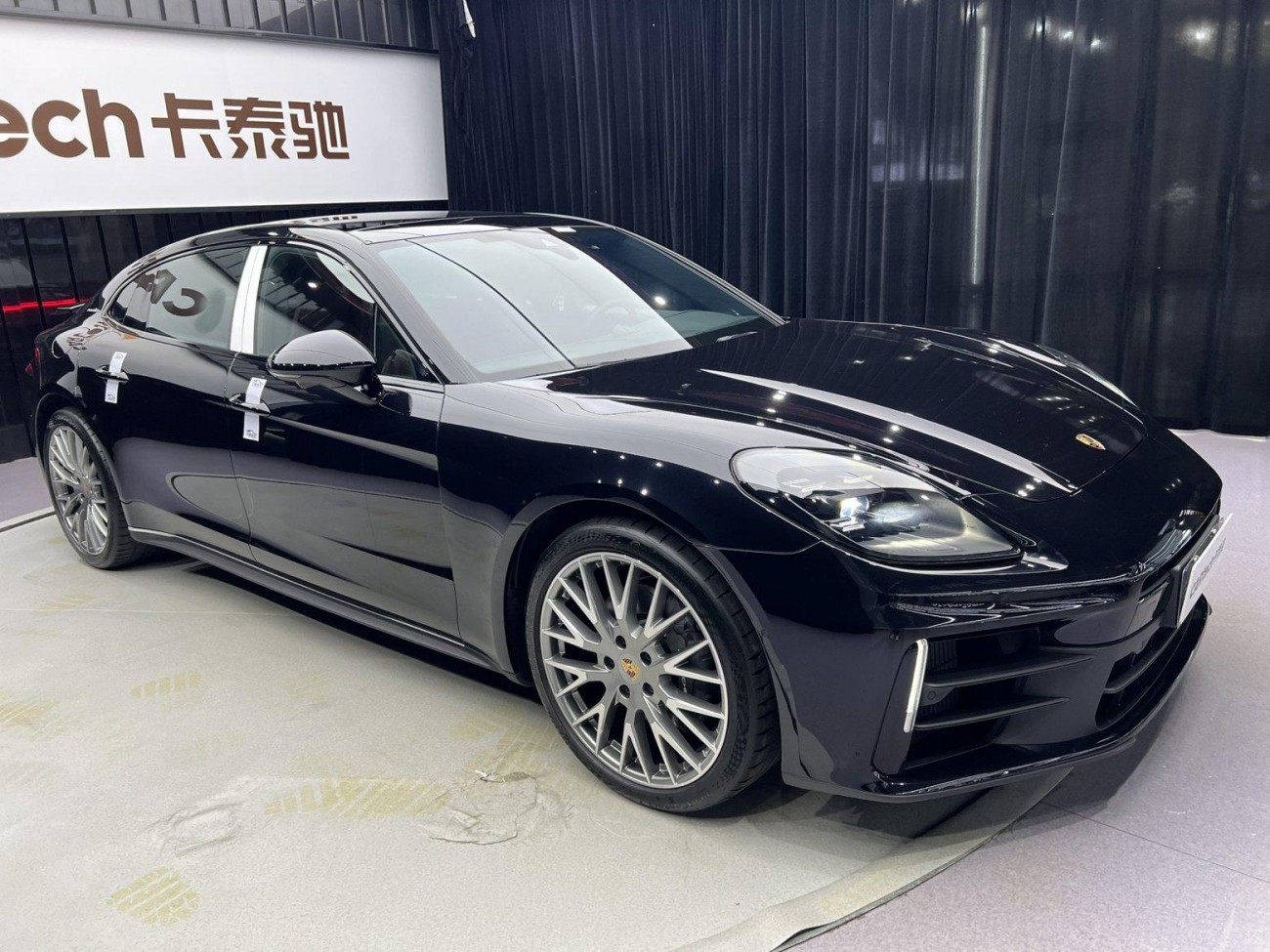 Porsche Panamera 2024