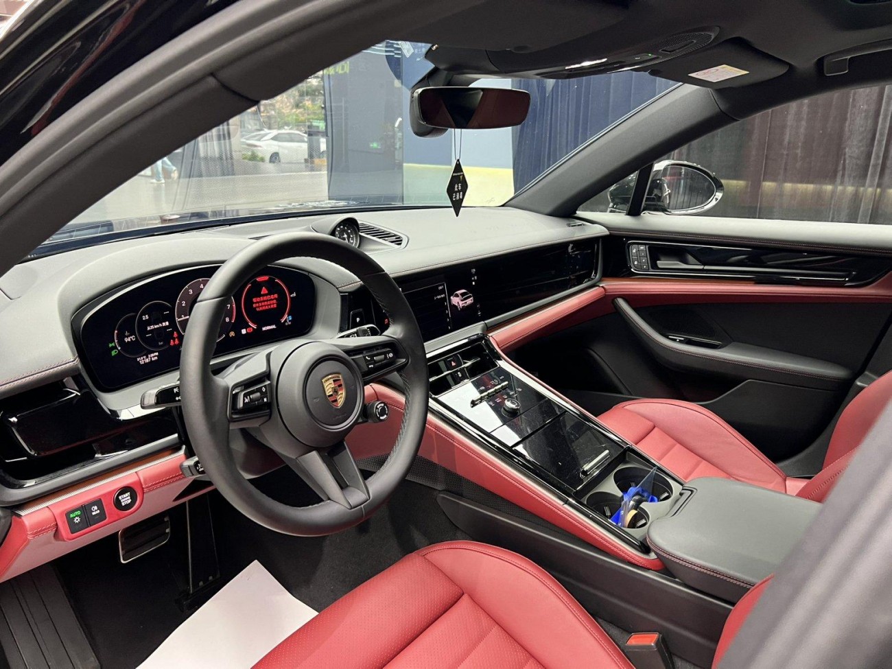 Porsche Panamera 2024