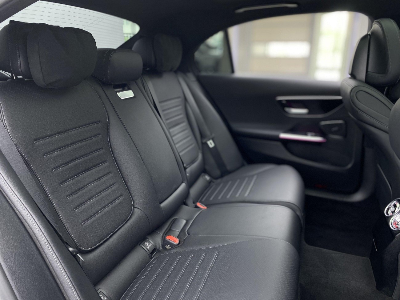 Mercedes-Benz C 260 L 2024