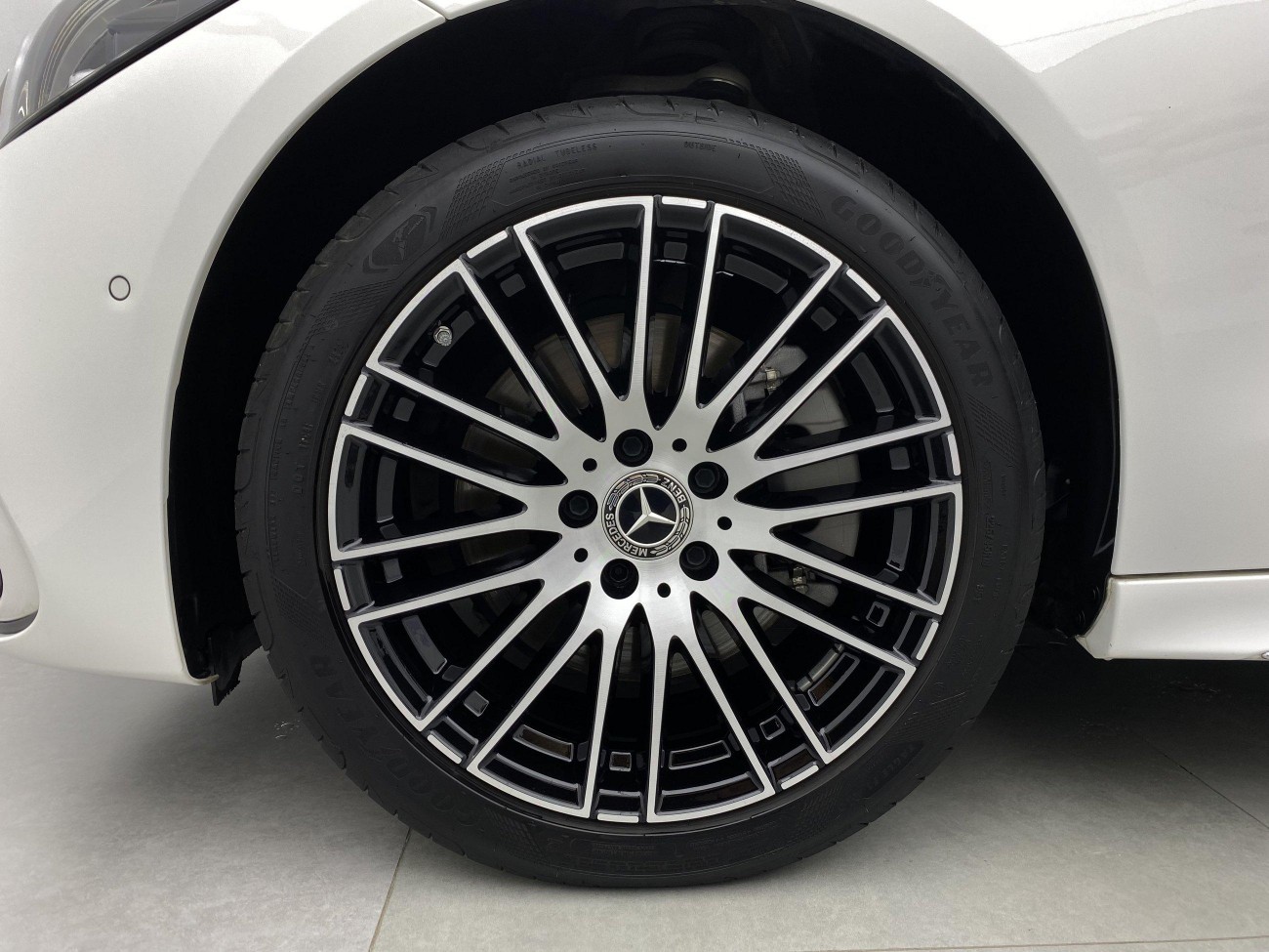 Mercedes-Benz C 260 L 2024