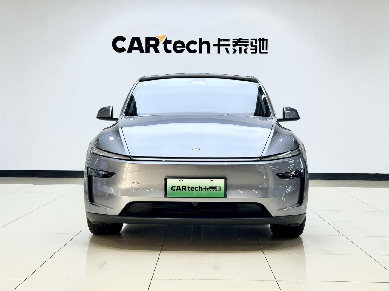 Tesla Model Y 2025