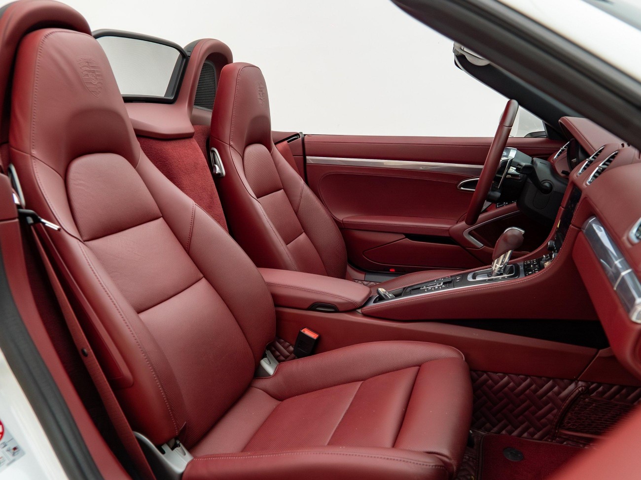 Porsche Cayman 2023