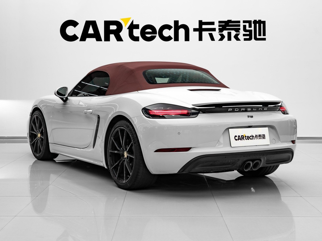 Porsche Cayman 2023