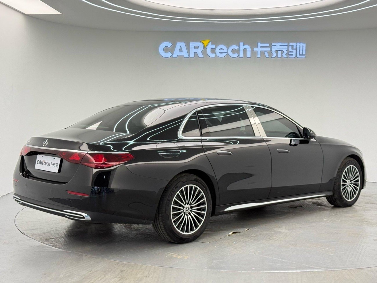 Mercedes-Benz E 260 L 2026