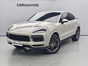 Porsche Cayenne 2021
