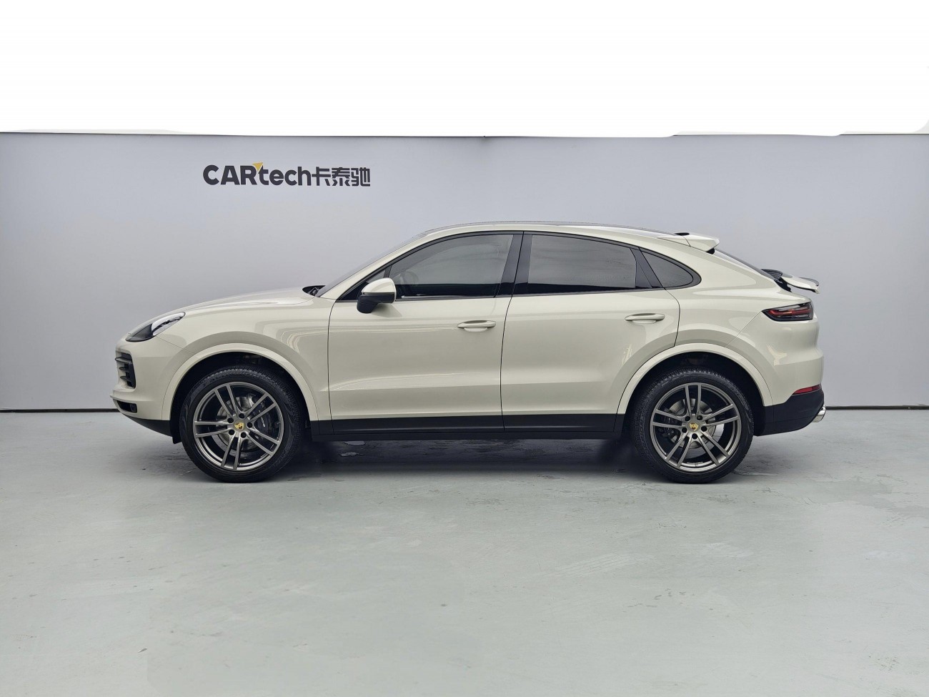 Porsche Cayenne 2021