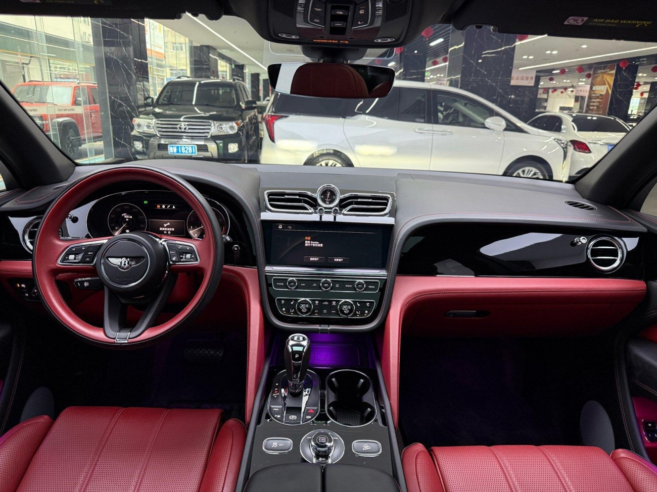 Bentley Bentayga 2023