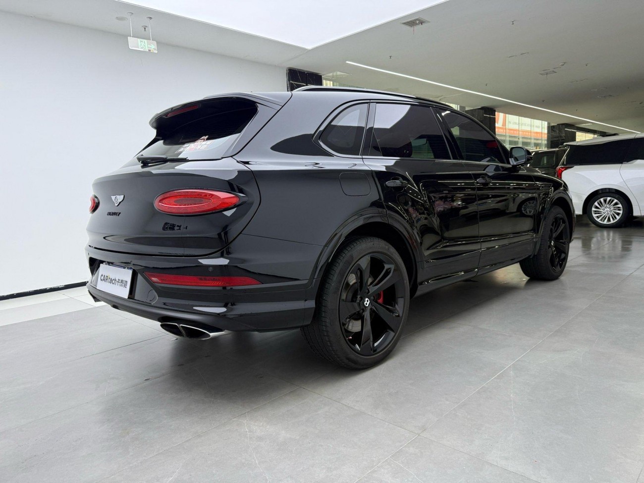 Bentley Bentayga 2023