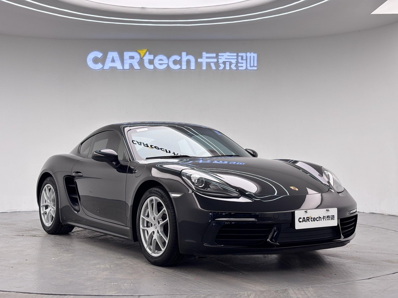 Porsche Cayman 2019