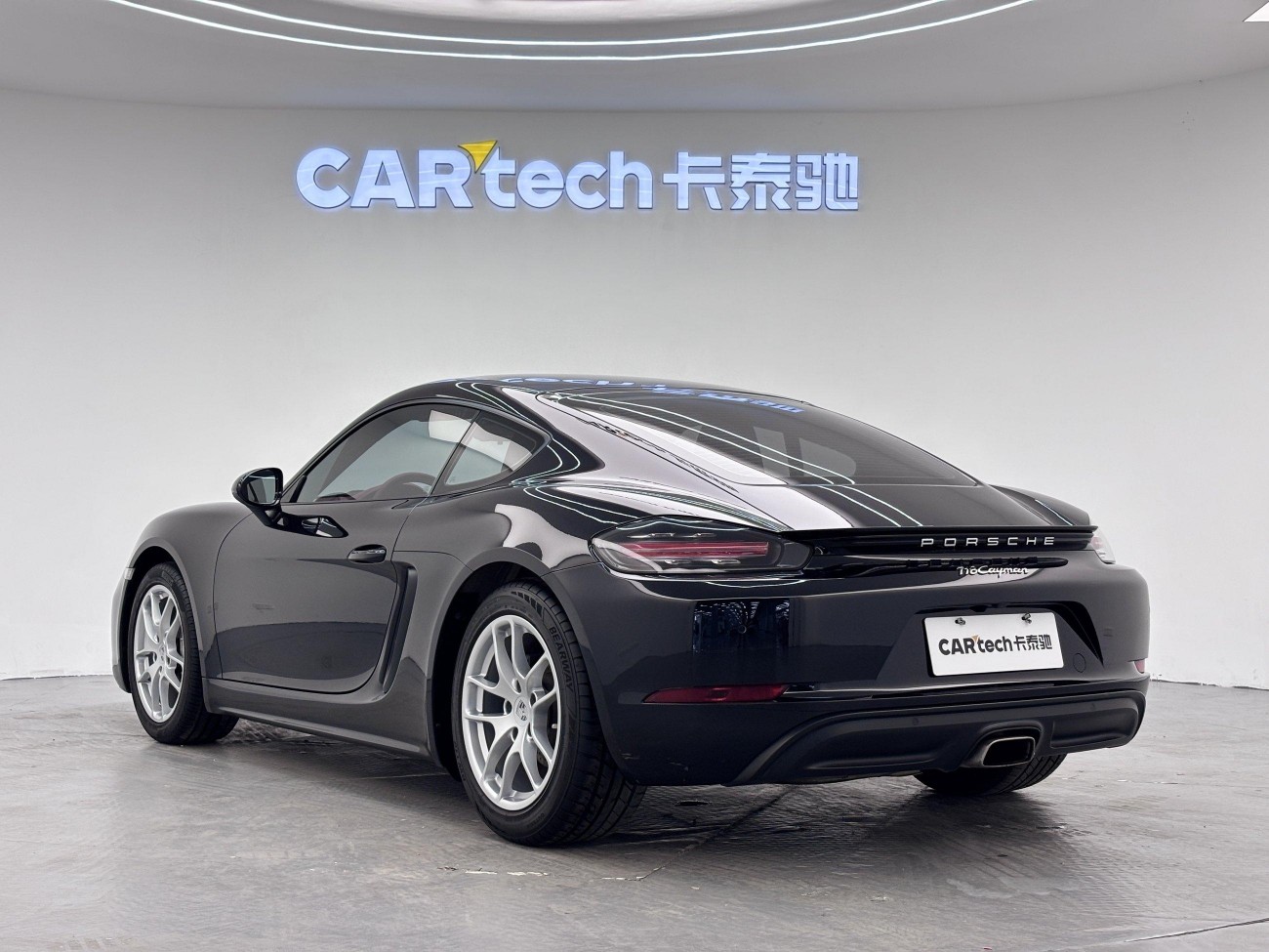 Porsche Cayman 2019