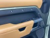 Land Rover Defender 2021