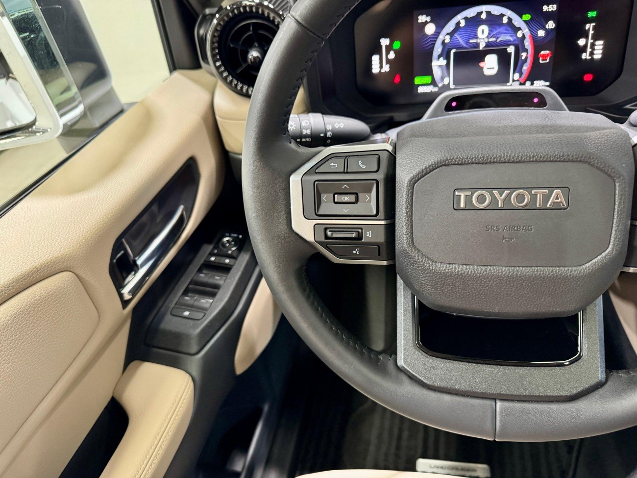 Toyota Prado 2024