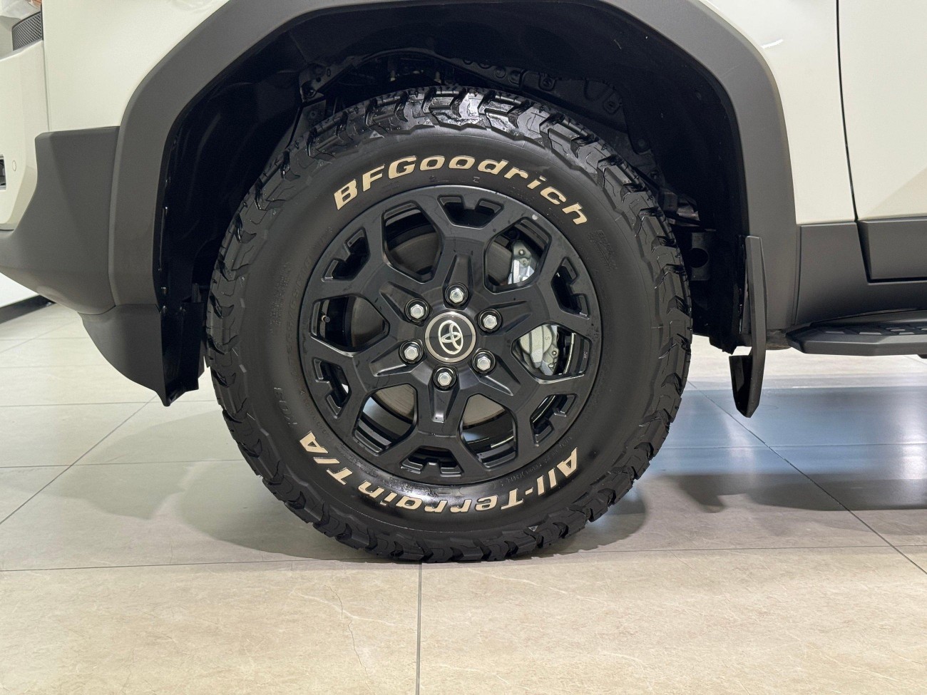 Toyota Prado 2024