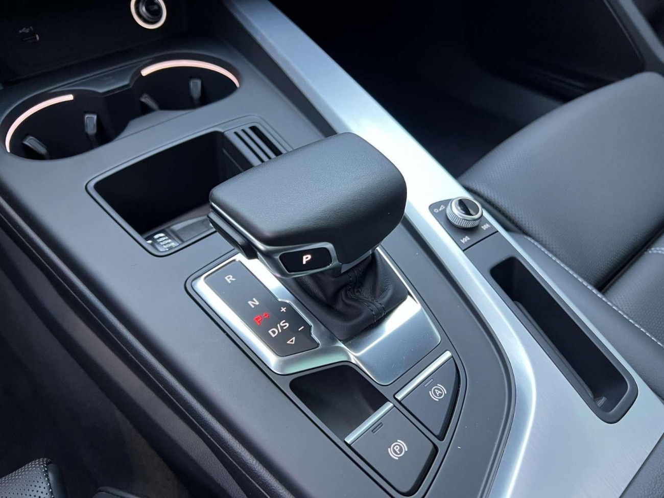 Audi A4L 40 TFSI 2024