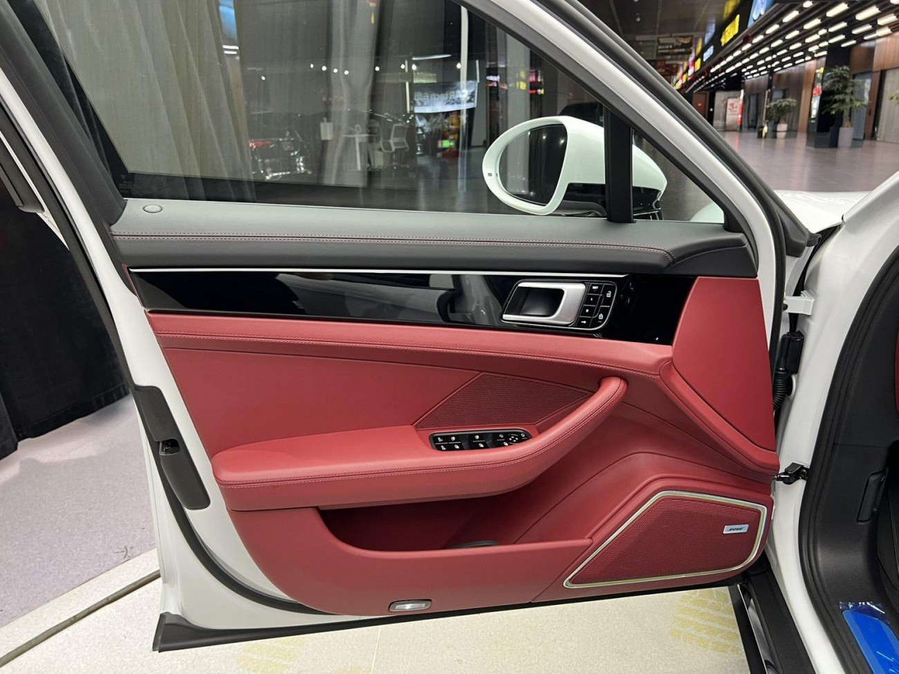 Porsche Panamera 2021