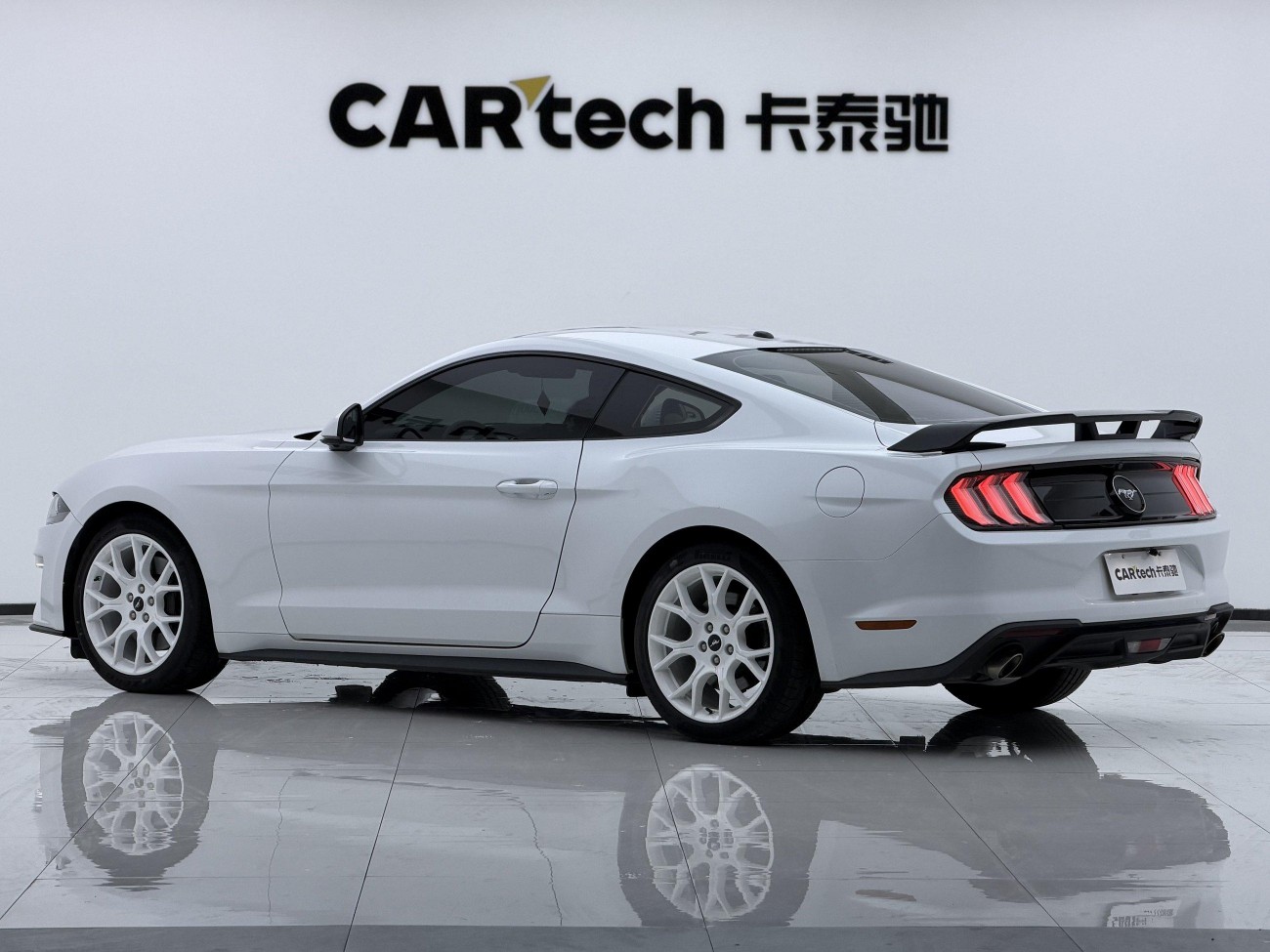Ford Mustang 2020