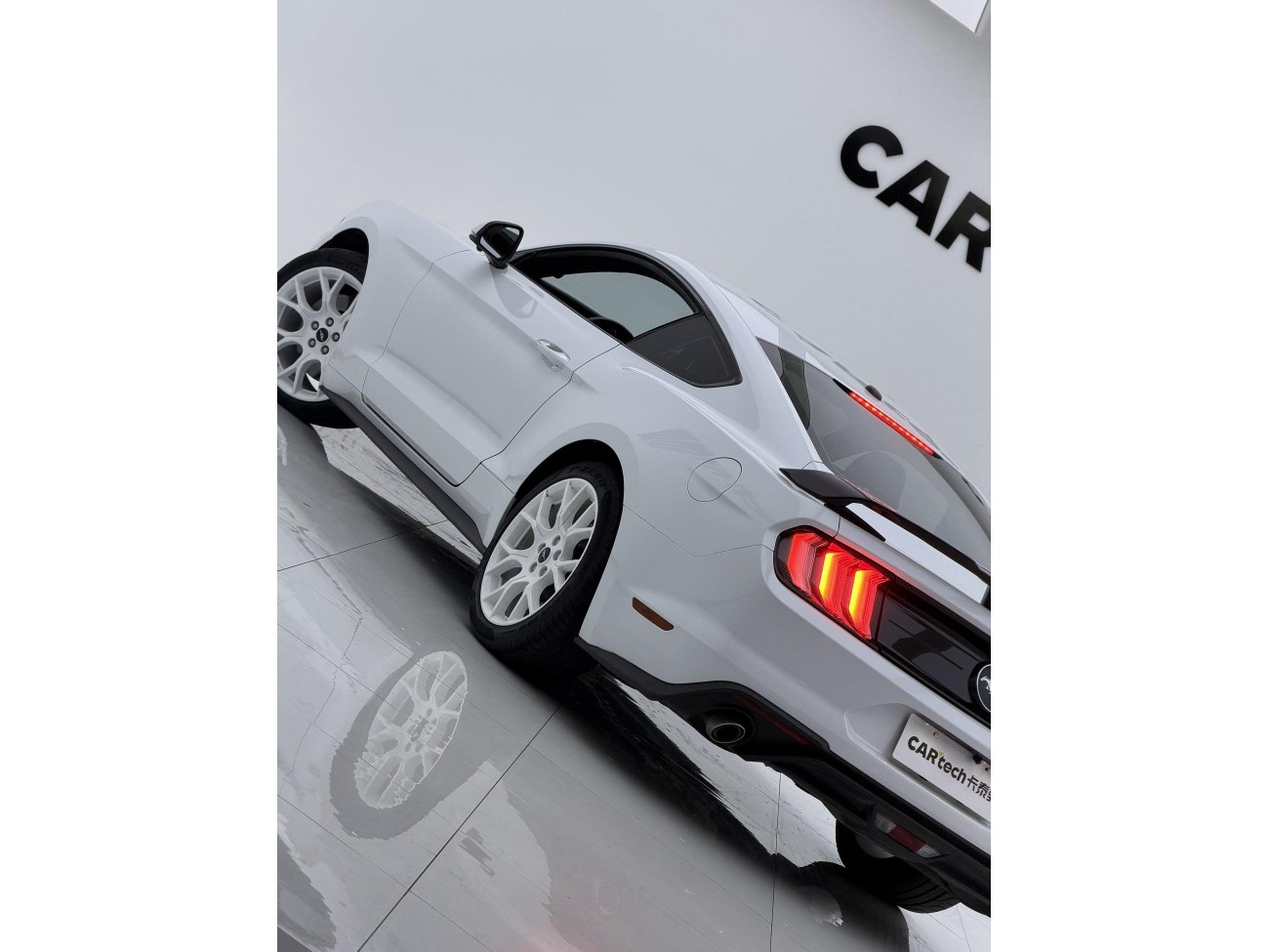 Ford Mustang 2020