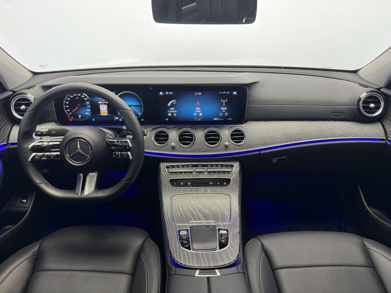 Mercedes-Benz E 300 L 2022