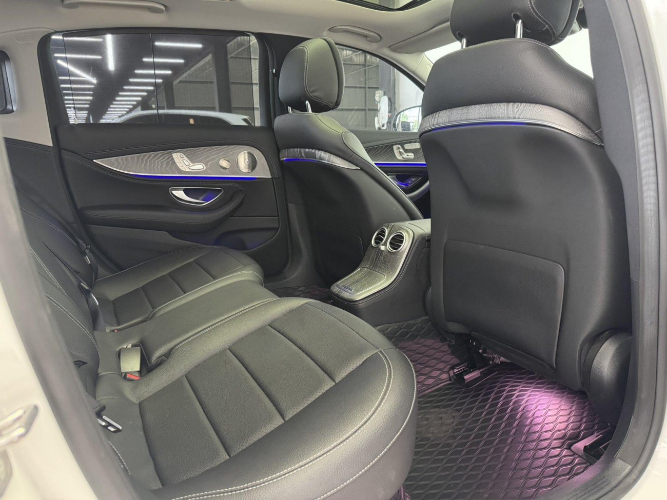 Mercedes-Benz E 300 L 2022