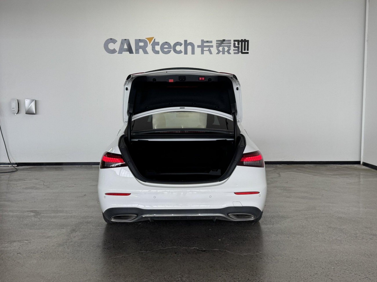 Mercedes-Benz E 300 L 2022