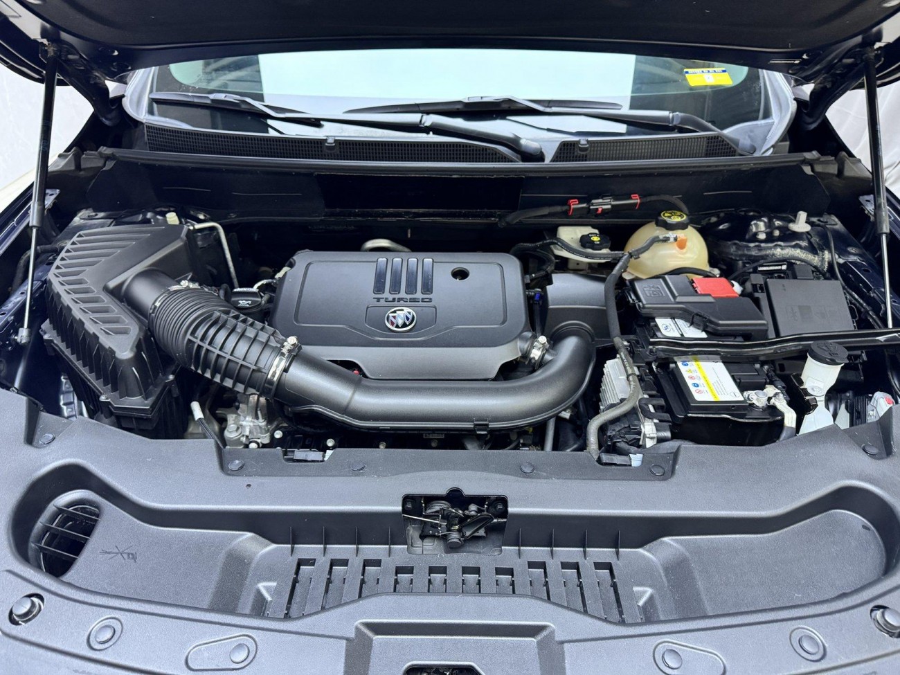 Buick Enclave 2023
