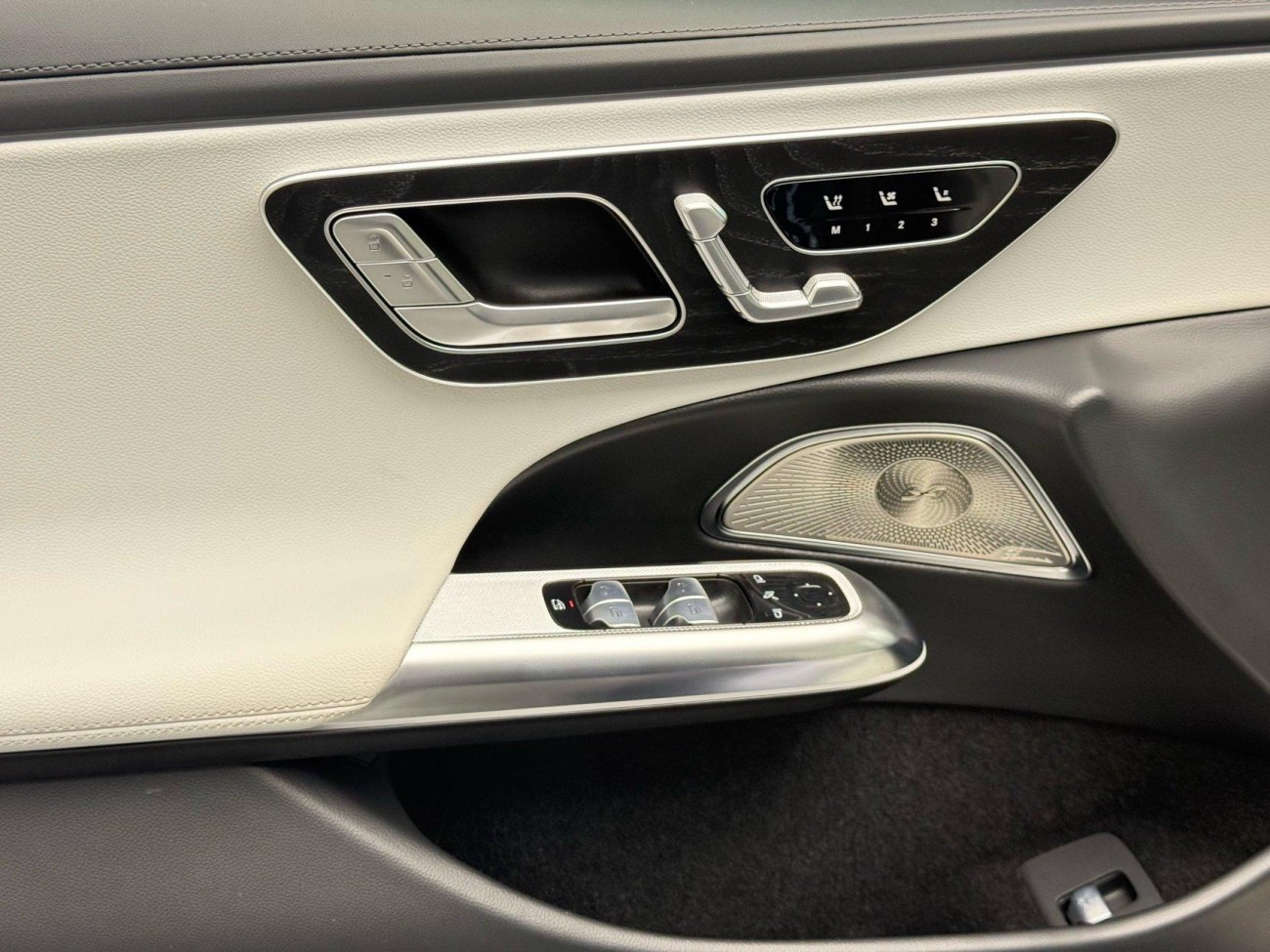 Mercedes-Benz E 300 L 2024