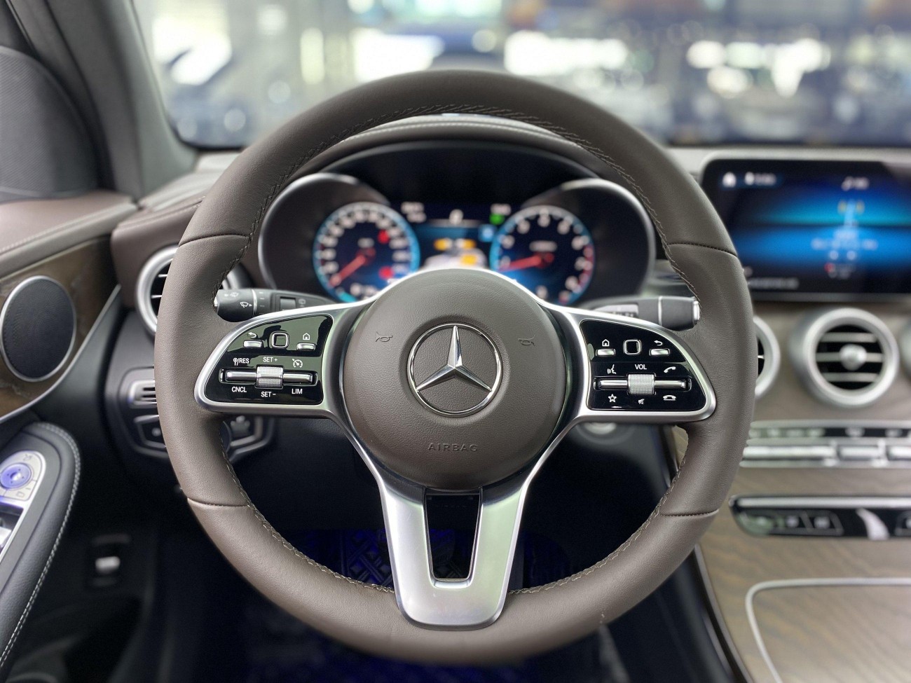 Mercedes-Benz GLC 300 L 2022
