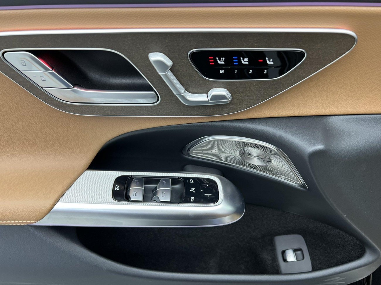 Mercedes-Benz E 300 L 2025
