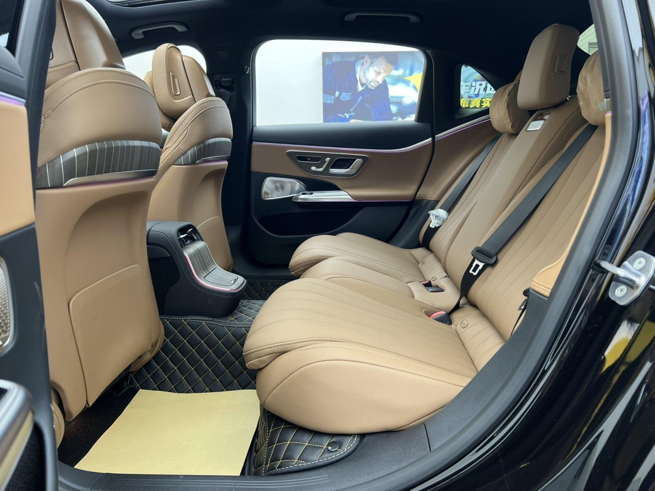 Mercedes-Benz E 300 L 2025