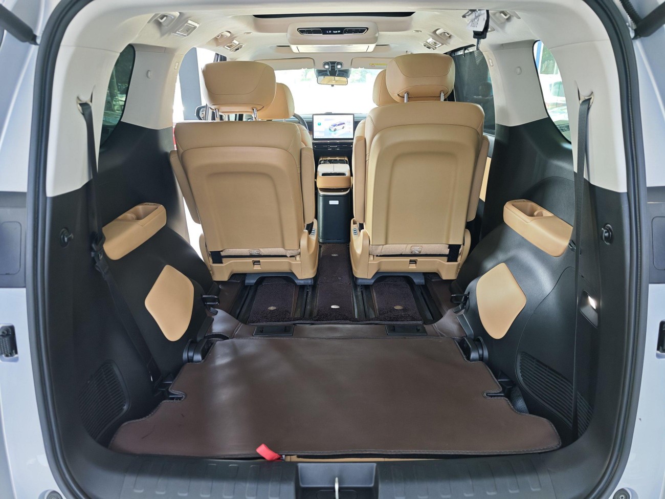 Trumpchi E8 2024
