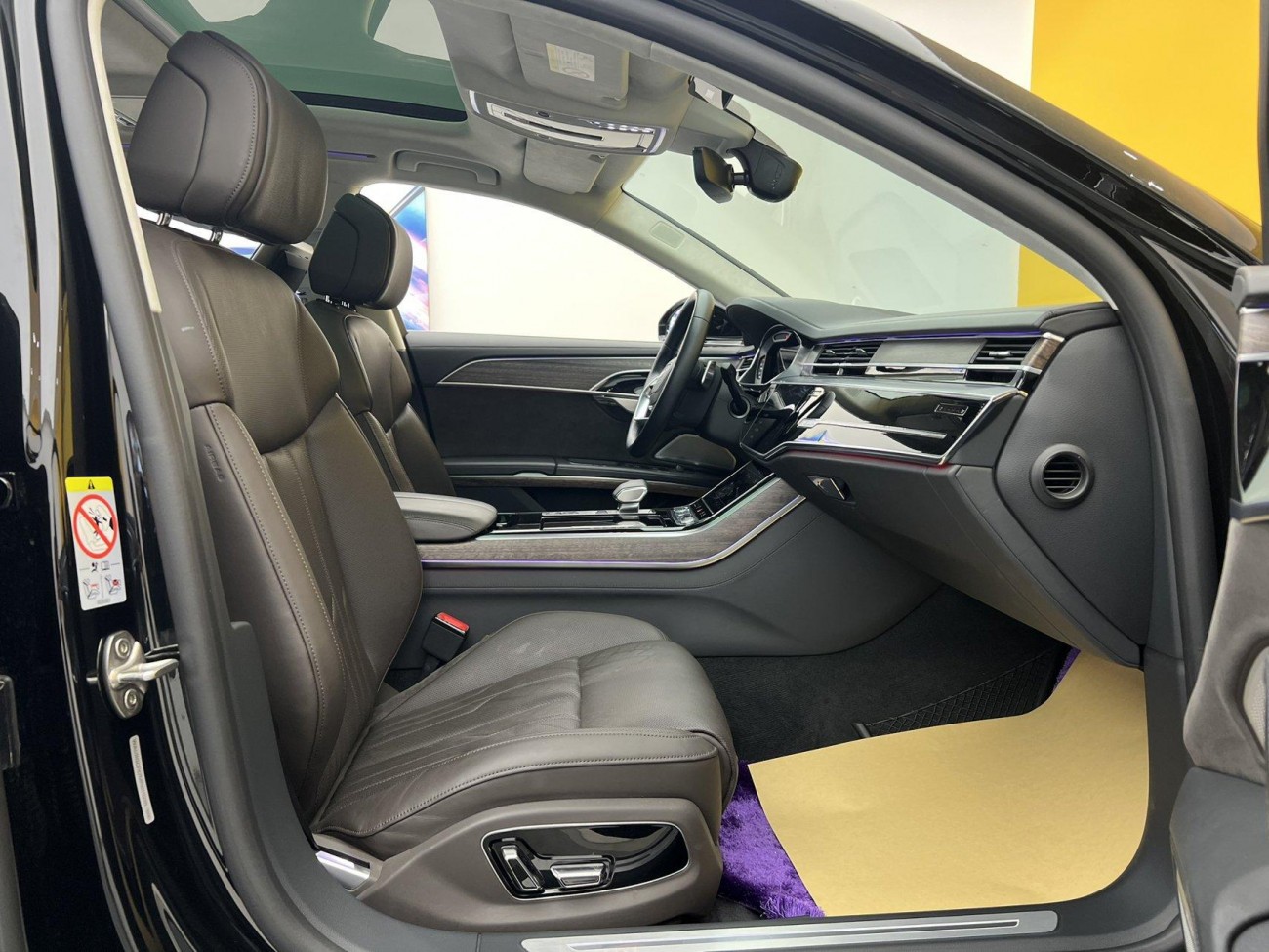 Audi A8L 55 TFSI 2021