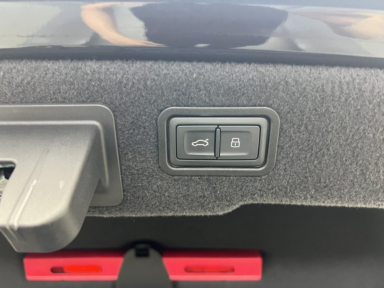 Audi A8L 55 TFSI 2021