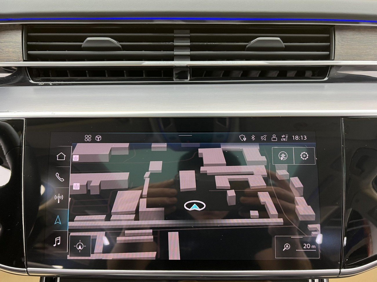 Audi A8L 55 TFSI 2021