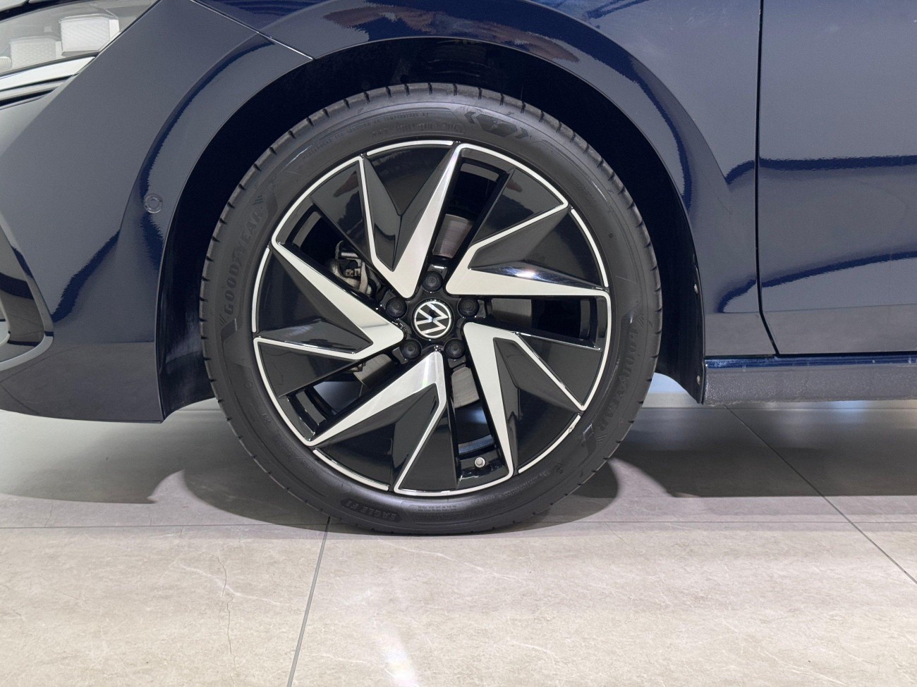 Volkswagen Magotan 2024