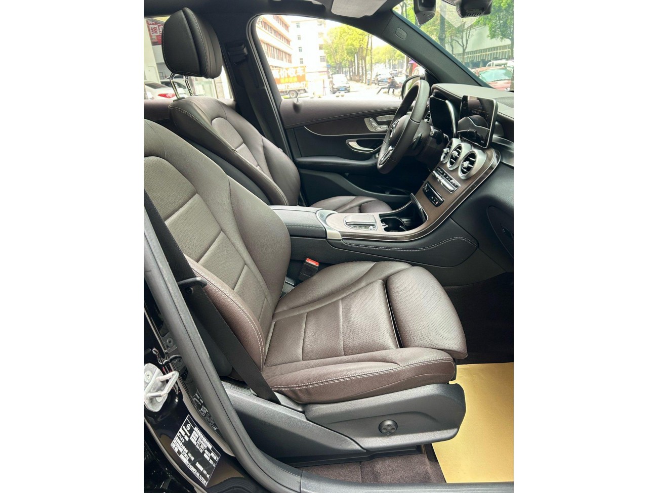 Mercedes-Benz GLC 300 L 2022