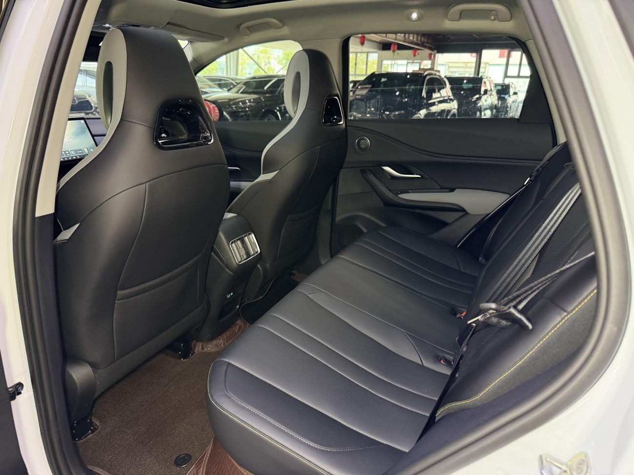 BYD HiAce 2025
